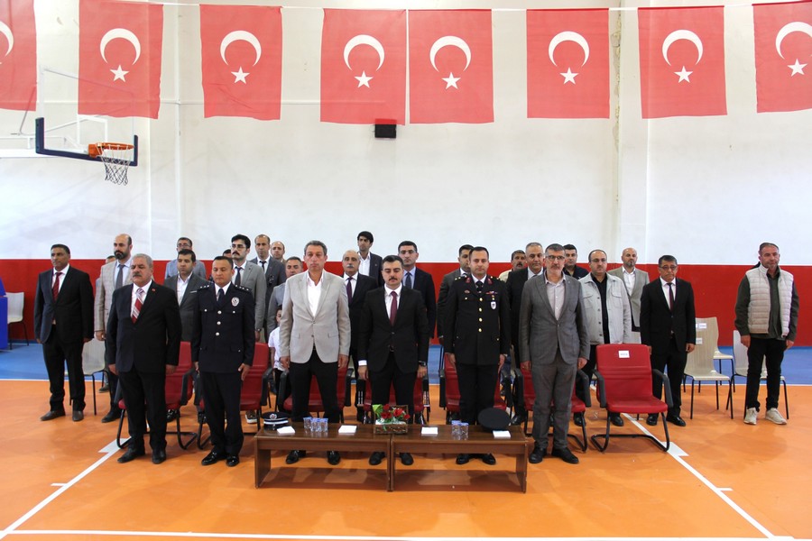 İlçemizde 19 Mayıs Atatürk’ü Anma, Gençlik ve Spor Bayramı Kutlamaları Yapıldı